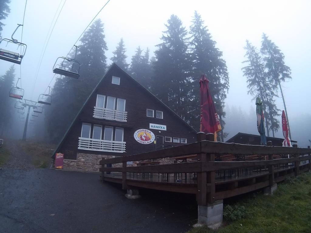 Ski & Bike Spicak Zelezna Ruda Luaran gambar